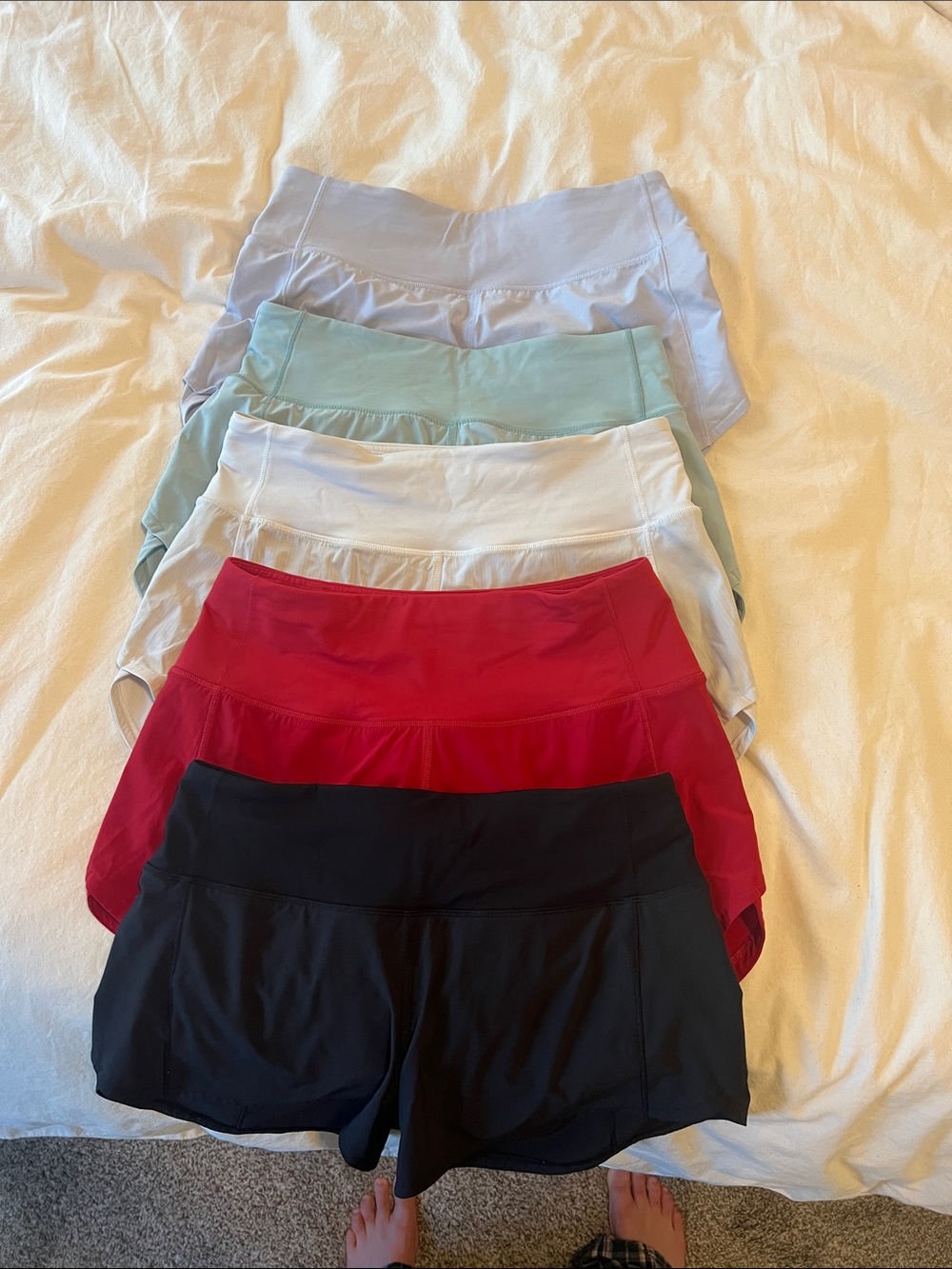 Lululemon speed up 4” - SIZE 4 bundle